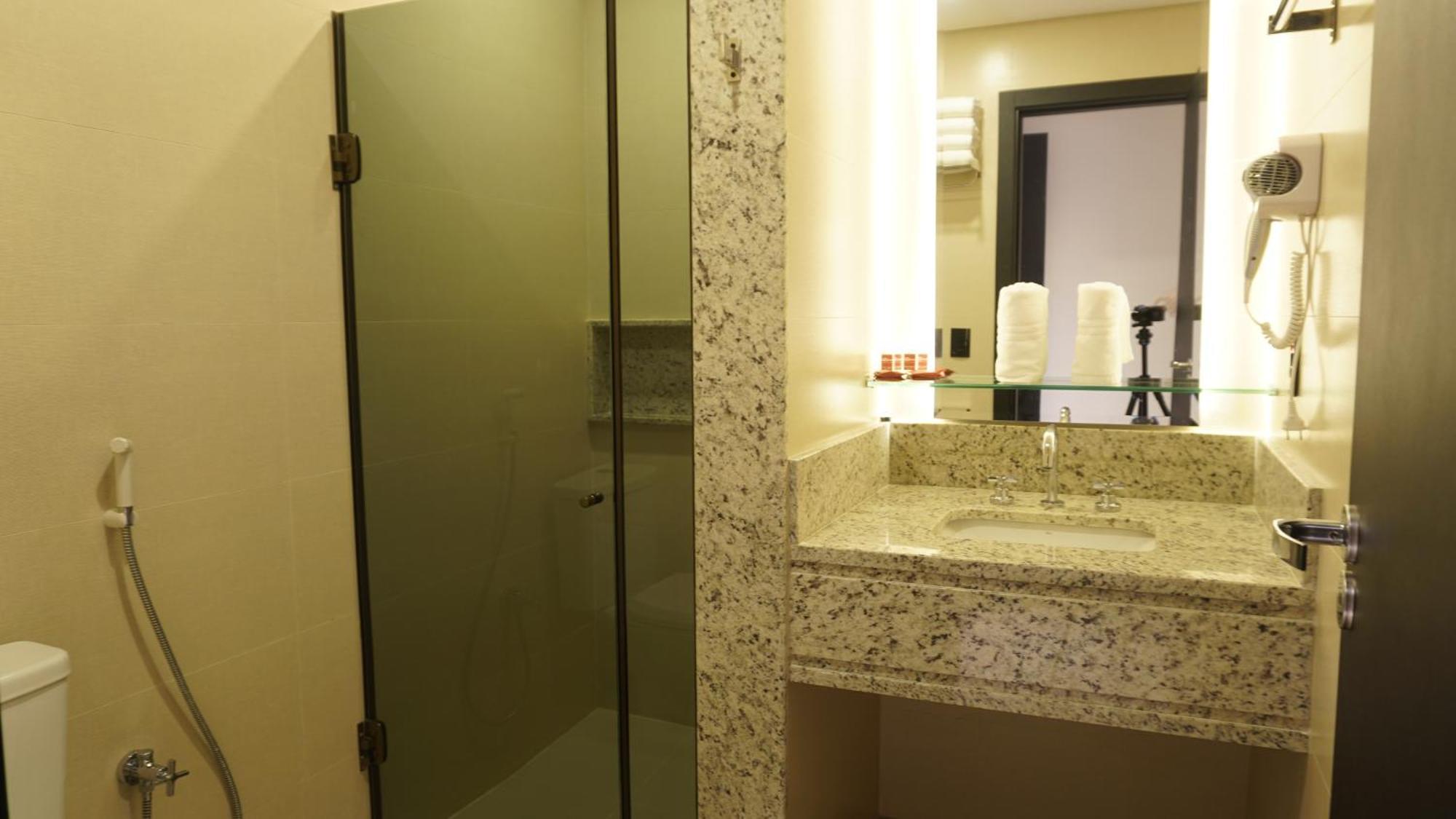 Hotel Rafain Palace & Convention Center 5*